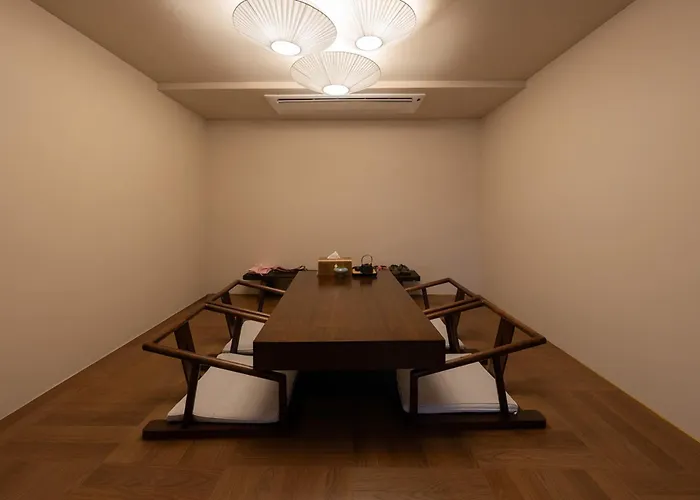 Mandeok Denbasta 旅館 *